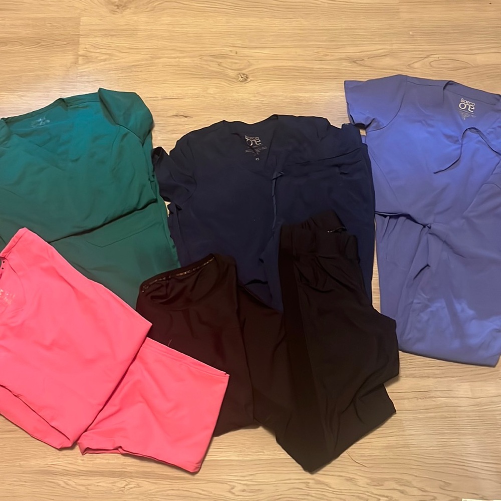 5 XS scrub sets